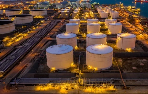 Storage Tanks & Piping